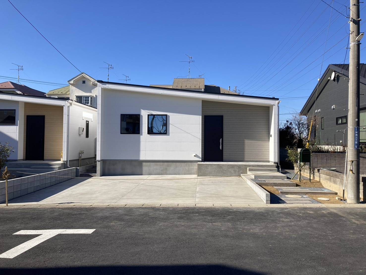 RENACOLORSアメリカ・ブルックリン安食（２号棟）